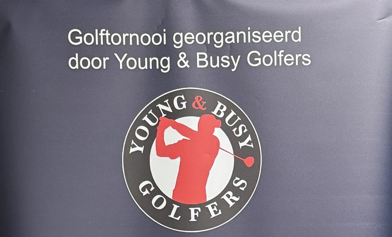 2025-05-25 Young and busy golfers