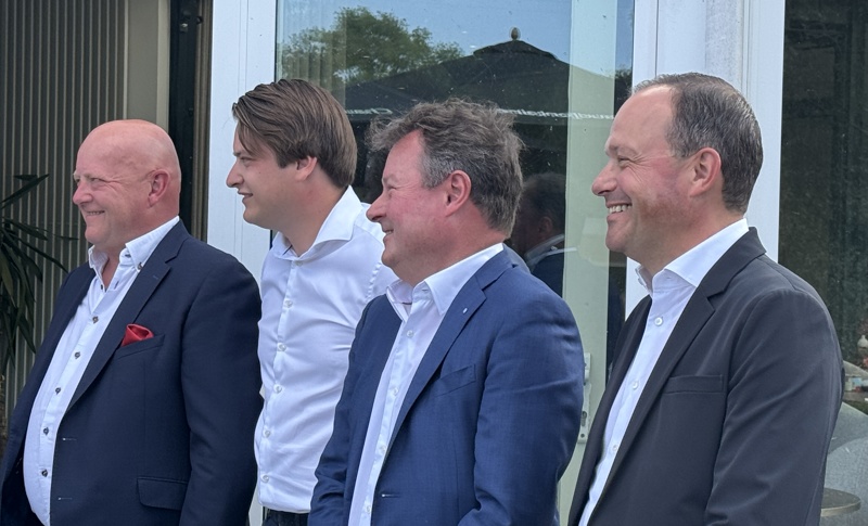 2025-06-15 Desutter Group  -  Guystalux